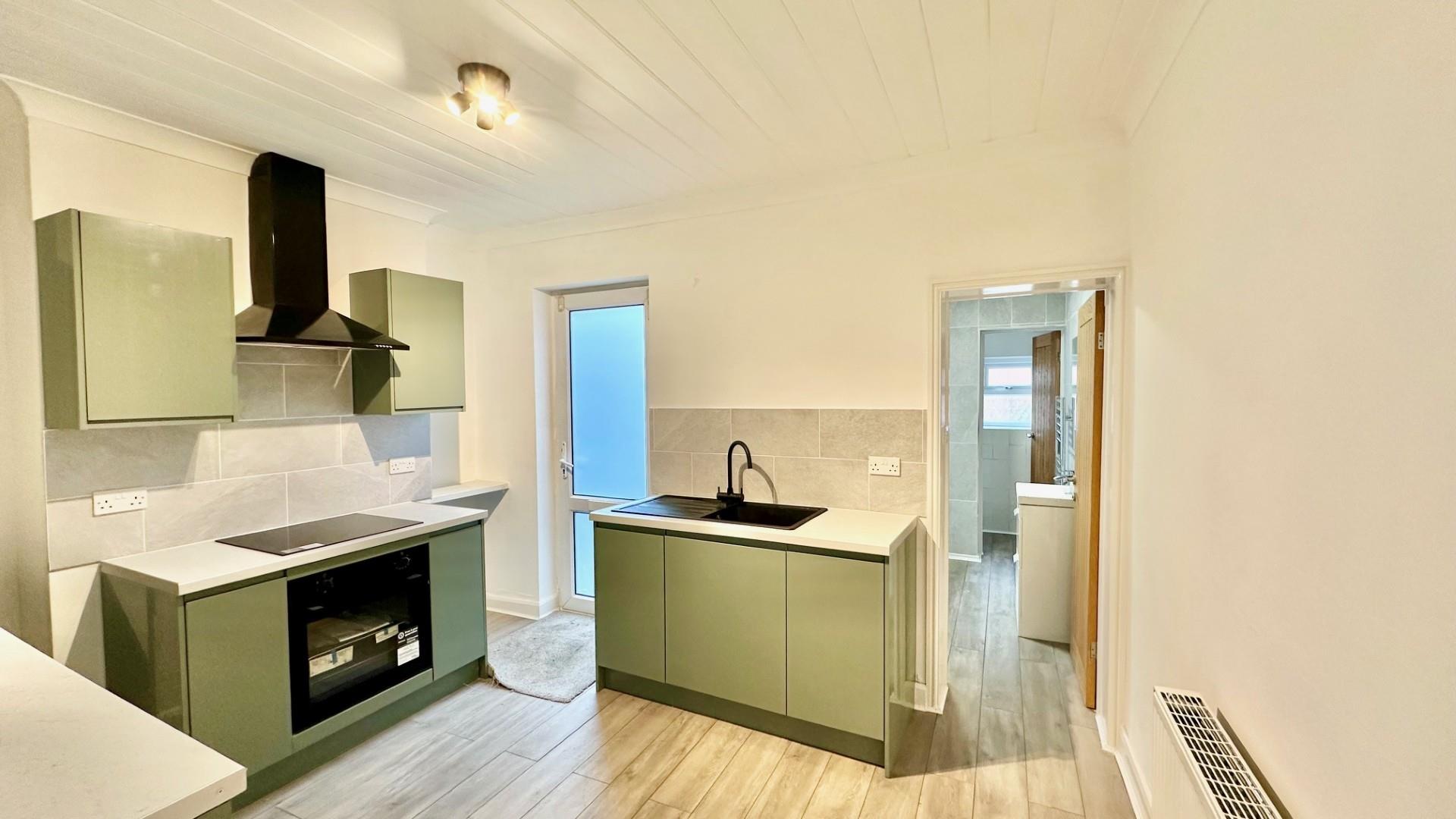 3 bed property in Mount Pleasant Road, Hastings